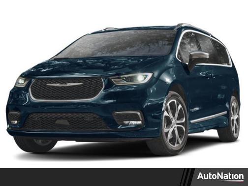 2025 Chrysler Pacifica L