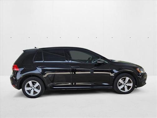 2017 Volkswagen Golf TSI Wolfsburg Edition 4-Door