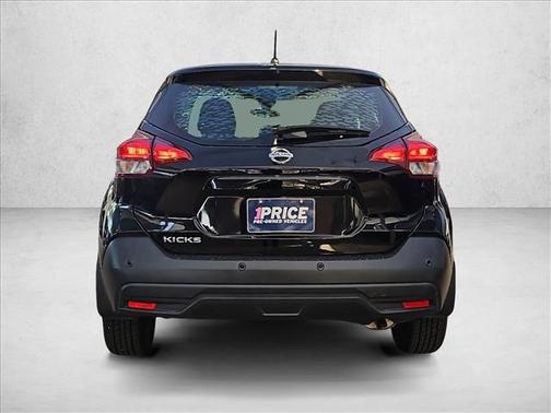 2020 Nissan Kicks S