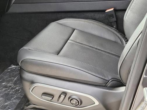 Baltic Gray Metallic Clearcoat 2026 Jeep Grand Wagoneer Limited Altitude 4x4