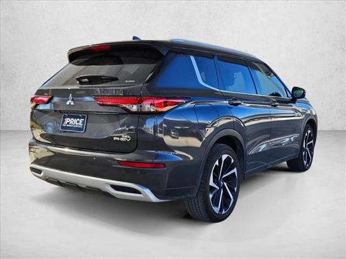 2025 Mitsubishi Outlander PHEV SEL