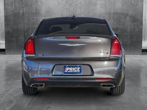 2019 Chrysler 300 S
