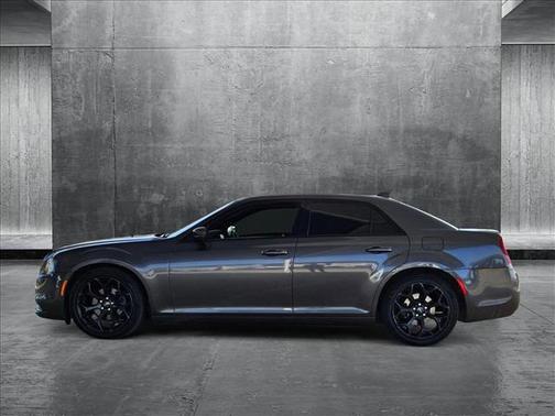 2019 Chrysler 300 S