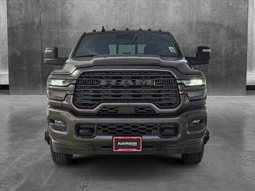 2025 RAM 3500 Big Horn Crew Cab 4x4 8' Box