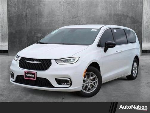 2025 Chrysler Pacifica L