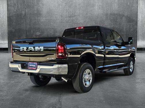 2025 RAM 2500 Tradesman Crew Cab 4x4 6'4' Box