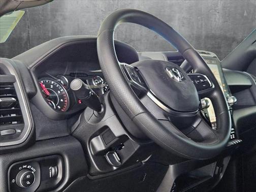 2025 RAM 2500 Tradesman Crew Cab 4x4 6'4' Box