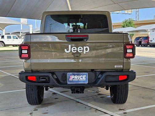 2020 Jeep Gladiator Overland