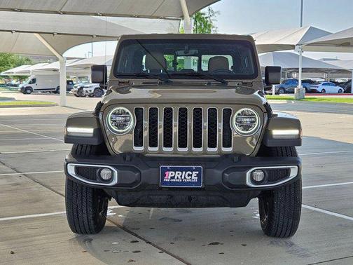 2020 Jeep Gladiator Overland