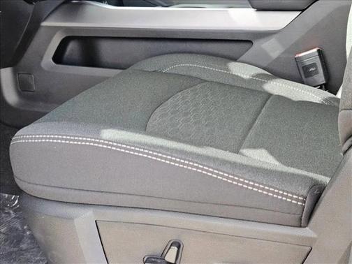 2025 RAM 2500 Lone Star Crew Cab 4x4 6'4' Box