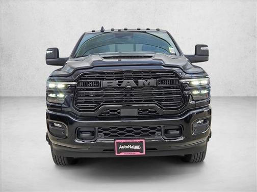Diamond Black Crystal Pearlcoat 2026 RAM 3500 Laramie Crew Cab 4x4 8' Box