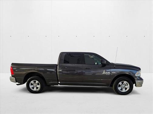 2019 RAM 1500 SLT