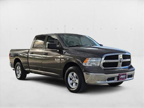 2019 RAM 1500 SLT