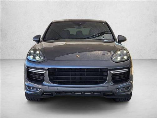 2016 Porsche Cayenne GTS