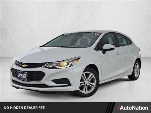 Summit White 2018 Chevrolet Cruze LT