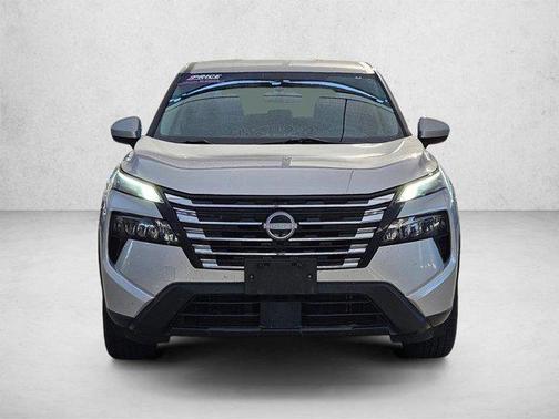 Brilliant Silver Metallic 2024 Nissan Rogue SV