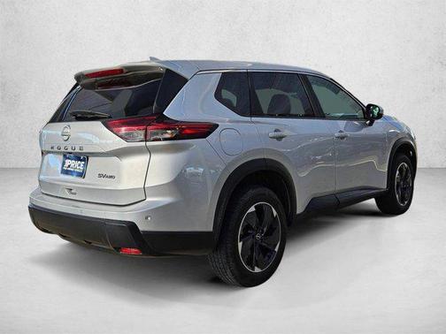Brilliant Silver Metallic 2024 Nissan Rogue SV