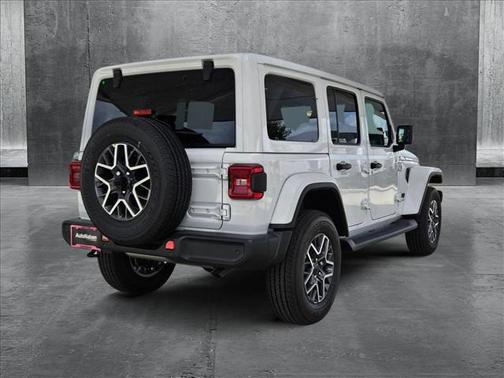 2025 Jeep Wrangler 4-Door Sahara 4x4