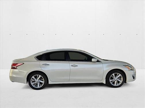 2015 Nissan Altima 2.5 SV