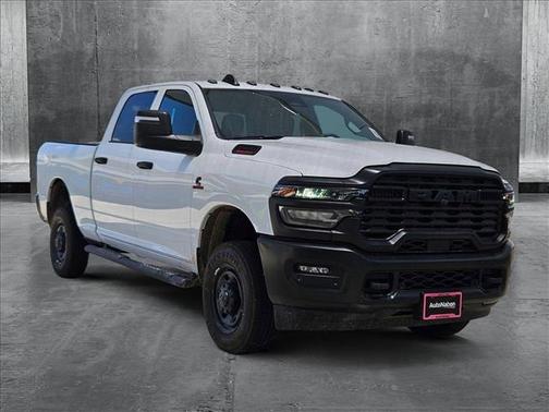 2025 RAM 2500 Tradesman Crew Cab 4x4 6'4' Box