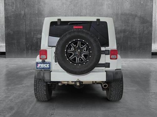 2012 Jeep Wrangler Unlimited Sahara