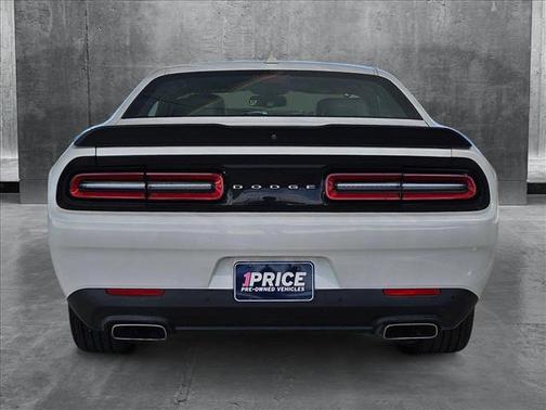 2016 Dodge Challenger R/T Scat Pack