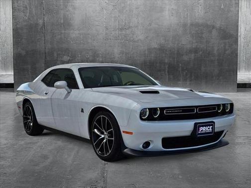 2016 Dodge Challenger R/T Scat Pack