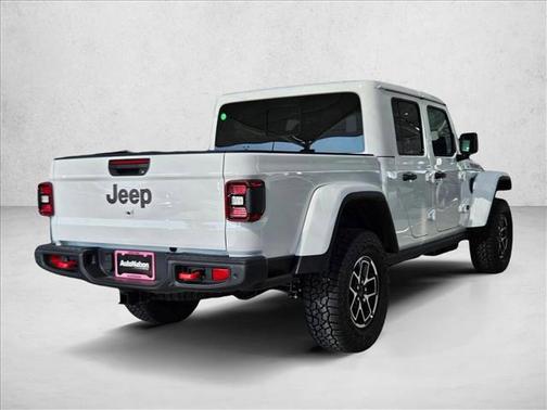 Bright White Clearcoat 2026 Jeep Gladiator Rubicon