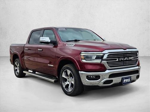 Delmonico Red Pearlcoat 2022 RAM 1500 Laramie