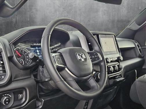 2025 RAM 1500 Warlock Crew Cab 4x4 5'7' Box