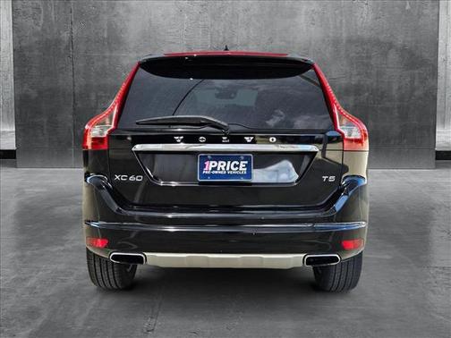 2016 Volvo XC60 T5 Drive-E Premier