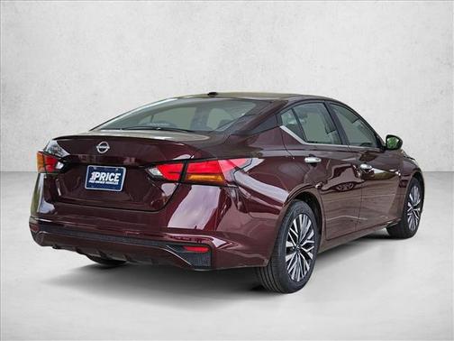 Garnet Pearl Metallic 2025 Nissan Altima SV FWD