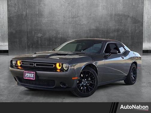 2015 Dodge Challenger SXT