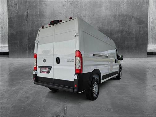 2025 RAM ProMaster 2500 Tradesman