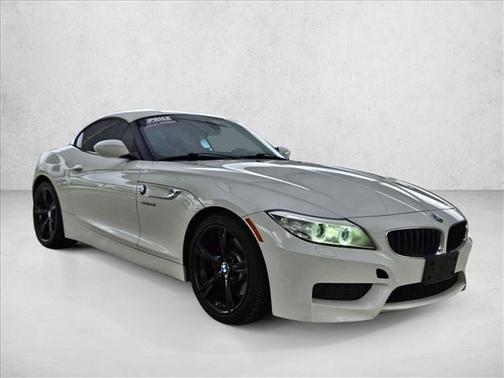 Alpine White 2014 BMW Z4 sDrive28i