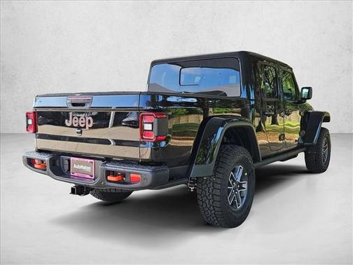 Black Clearcoat 2026 Jeep Gladiator Mojave X 4x4