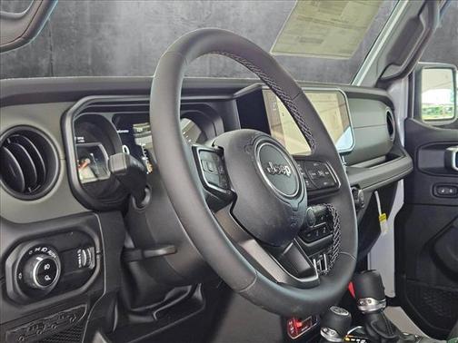 2025 Jeep Gladiator Mojave X