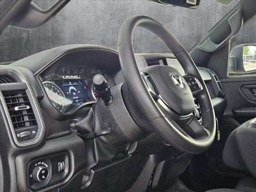 2025 RAM 1500 Warlock Crew Cab 4x4 5'7' Box