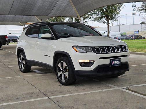White Clearcoat 2018 Jeep Compass Latitude