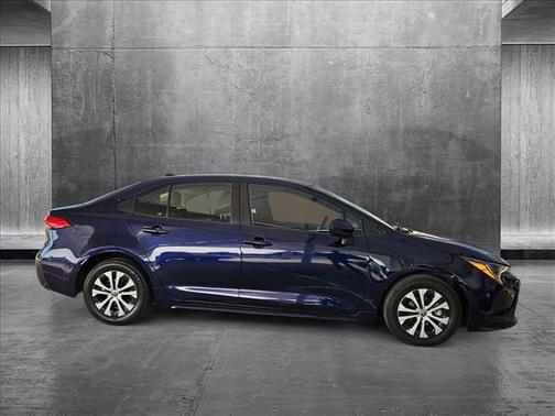 2022 Toyota Corolla Hybrid LE