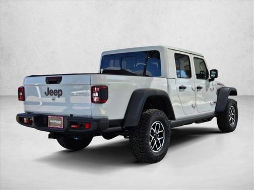 Bright White Clearcoat 2026 Jeep Gladiator Rubicon