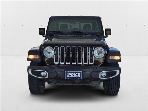 2022 Jeep Gladiator Overland