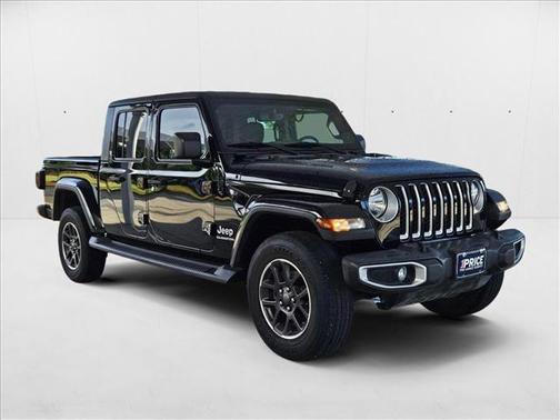 2022 Jeep Gladiator Overland