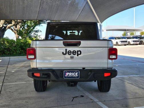 2023 Jeep Gladiator Sport S
