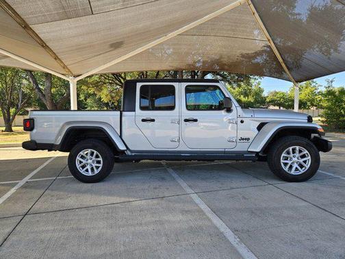 2023 Jeep Gladiator Sport S