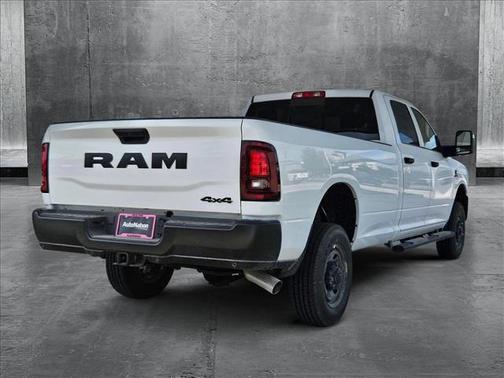 2025 RAM 2500 Tradesman Crew Cab 4x4 8' Box