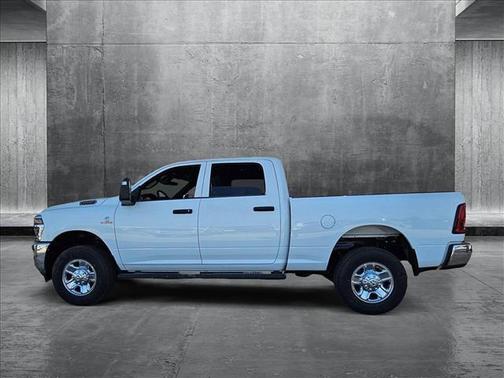 2025 RAM 2500 Tradesman Crew Cab 4x4 6'4' Box