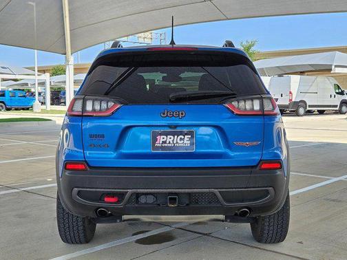 2022 Jeep Cherokee Trailhawk