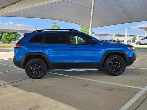 2022 Jeep Cherokee Trailhawk