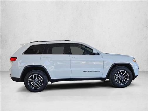 2020 Jeep Grand Cherokee Laredo